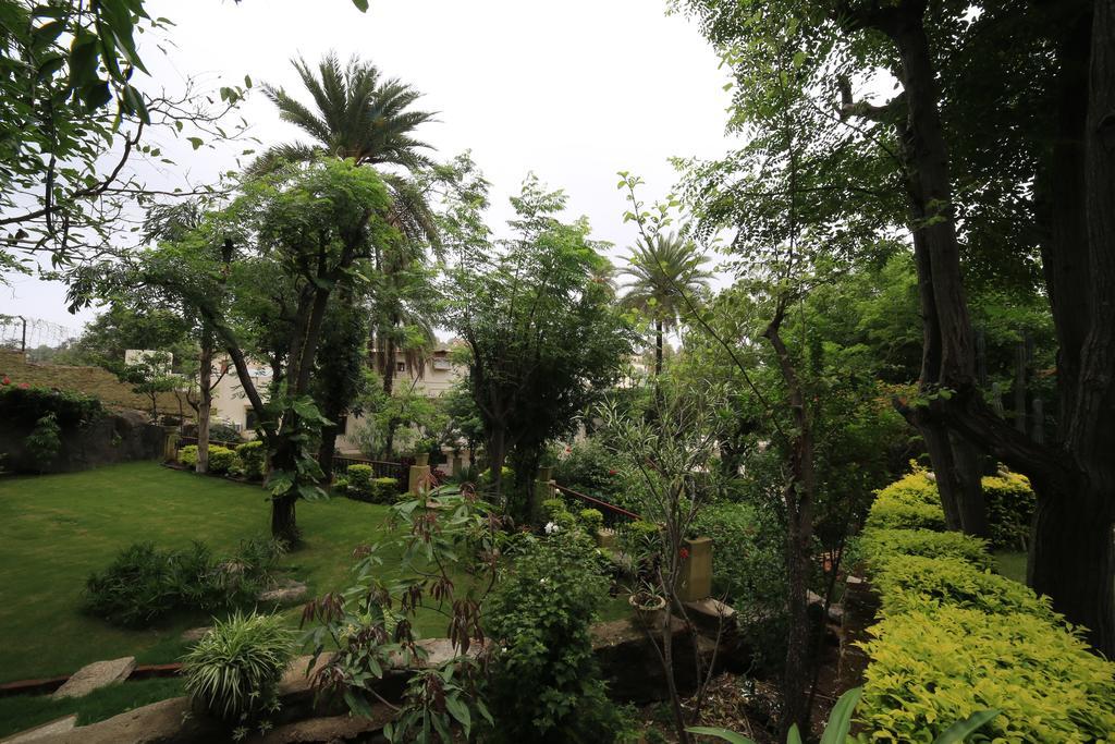 Hotel Maganji'S เมาท์อาบู ภายนอก รูปภาพ