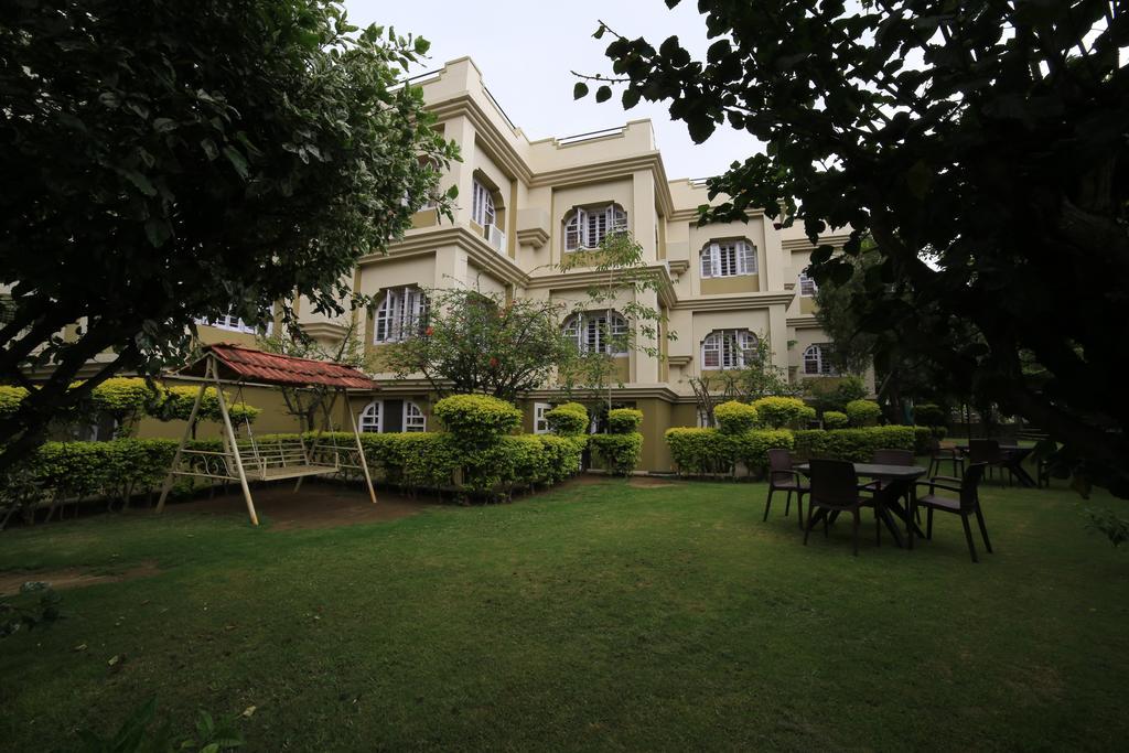 Hotel Maganji'S เมาท์อาบู ภายนอก รูปภาพ